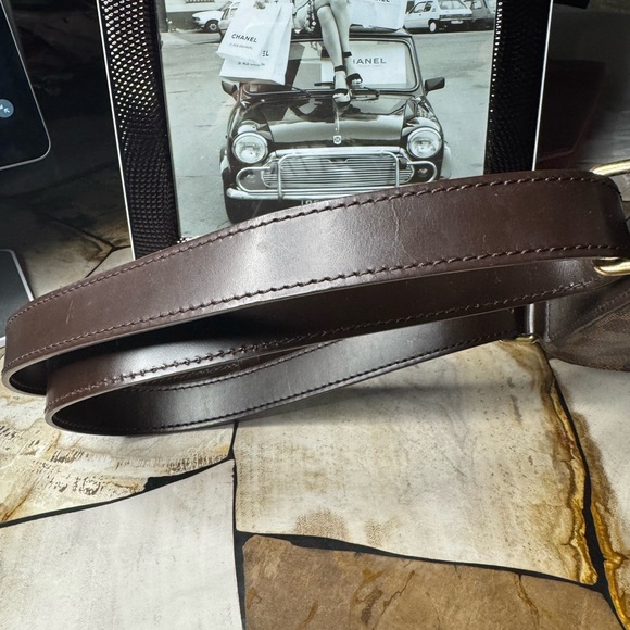 Louis Vuitton - Portobello Shoulder Bag w/Clear Back Pocker - EUC - No Call Outs - Picture 2 of 12